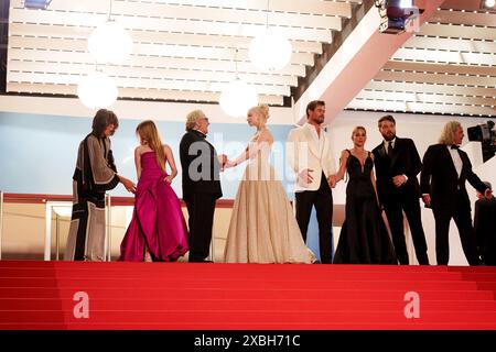 CANNES, FRANCE - 15 MAI : Anya Taylor-Joy, Chris Hemsworth, assistent au tapis de Furiosa au Festival de Cannes 2024, à Cannes, France(photo Banque D'Images