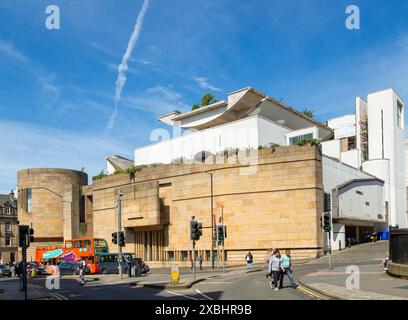 Extension moderne du Musée national d'Écosse sur le pont George IV, à Édimbourg Banque D'Images