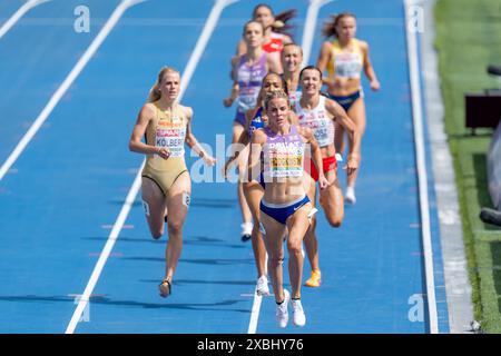 Rome, Italie. 11 juin 2024. ROME, ITALIE - 11 JUIN : Keely Hodgkinson, de Grande-Bretagne, participe au 800 m féminin lors de la cinquième journée des Championnats d'Europe d'athlétisme - Rome 2024 au Stadio Olimpico le 11 juin 2024 à Rome, Italie. (Photo de Joris Verwijst/Agence BSR) crédit : Agence BSR/Alamy Live News Banque D'Images