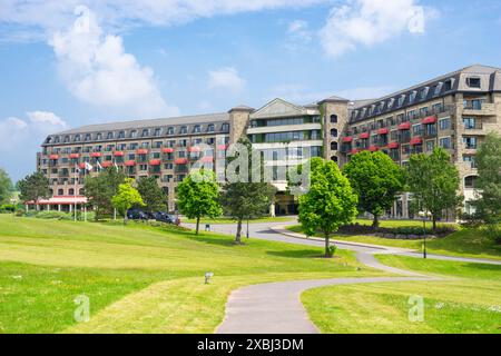 Le Celtic Manor Resort Hotel appartient à Sir Terry Matthews sur le Coldra Catsash Rd Caerleon Newport South Wales UK GB Europe Banque D'Images