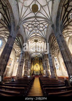 Bilbao : Basilique de la Vierge de Begoña, saint patron de la ville Banque D'Images