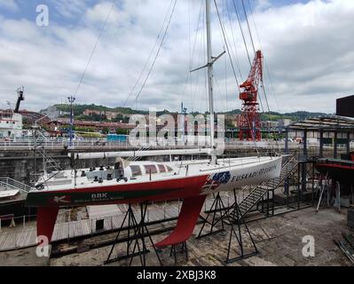 Bilbao : Musée maritime, bateaux exposés à l'extérieur Banque D'Images