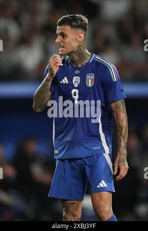 Empoli, Italie. 09 juin 2024. L'Italien Gianluca Scamacca réagit lors du match amical 2024 entre l'Italie et la Bosnie-Herzégovine au stade Carlo Castellani - Sport, Football - Empoli, Italie - dimanche 8 juin 2024 (photo Massimo Paolone/LaPresse) crédit : LaPresse/Alamy Live News Banque D'Images