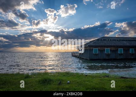 Détente à la maison de bains Mili à Bregenz au bord du lac de Constance en Autriche Banque D'Images