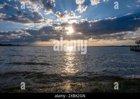 Détente à la maison de bains Mili à Bregenz au bord du lac de Constance en Autriche Banque D'Images
