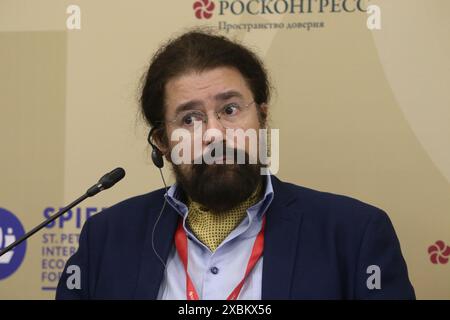 Saint-Pétersbourg, Russie. 08 juin 2024. Nicolas Celoro, compositeur, pianiste, assiste à une session sur le Pont culturel vers la Russie : l’expérience des projets créatifs dans le cadre du Forum économique international de Petersburg 2024 (SPIEF 2024). (Photo de Maksim Konstantinov/SOPA images/SIPA USA) crédit : SIPA USA/Alamy Live News Banque D'Images