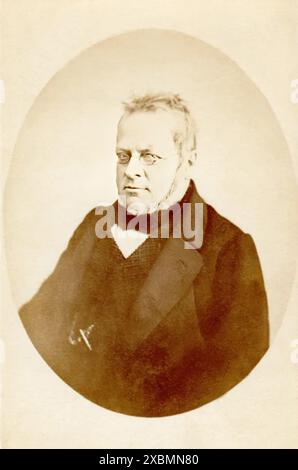 1860 c., ITALIE : l'homme d'État italien CAMILLO BENSO Conte di CAVOUR ( 1810 - 1861 ). Photographe inconnu . - FOTO STORICHE - HISTOIRE - - STATISTA - Unità d'Italia - Risorgimento - politico - politicien - Guerre d'Indipendenza - comte - occhiali - lunettes - lentille - barba - barbe - portrait - ritratto - nobiltà italiana - noblesse - nobili - nobile - lentille - cravatta - noeud papillon - barbe - barba --- Archivio GBB Banque D'Images