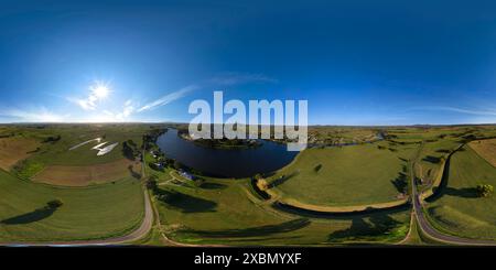 Vue panoramique à 360° de Panorama aérien à 360° de la rivière Macleay à Smithtown et Gladstone Mid North Coast Nouvelle-Galles du Sud Australie