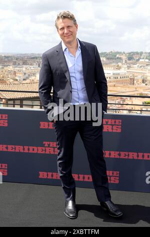 Jeff Nichols beim Photocall zum Kinofilm 'The Bikeriders' im Hotel Hassler Roma. ROM, 13.06.2024 Banque D'Images