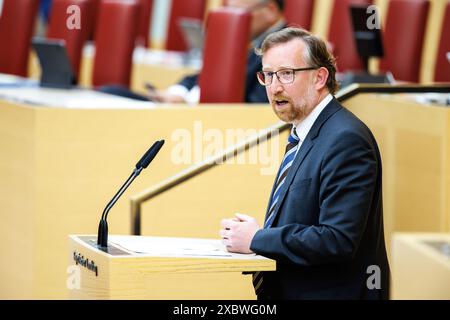 Munich, Allemagne. 13 juin 2024. Andreas Winhart (AFD) prend la parole lors de la 22ème session plénière du Parlement de l'État de Bavière le 13/06/2024 à Munich (Bavière). Crédit : Matthias Balk/dpa/Alamy Live News Banque D'Images