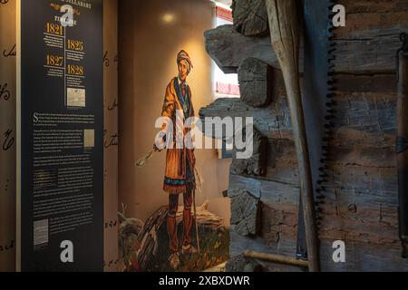 Musée de la cabane de Sequoyah à Sallisaw, Oklahoma, honorant l'homme d'État Cherokee qui a conçu le syllabaire de la langue écrite Cherokee. (ÉTATS-UNIS) Banque D'Images