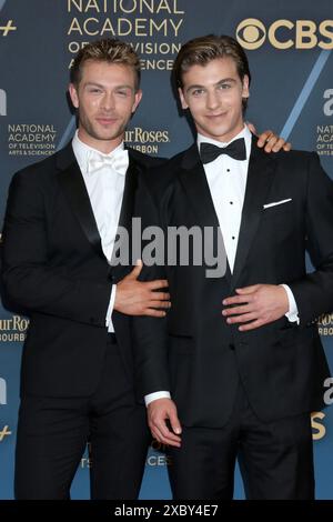 7 juin 2024, Los Angeles, CA, USA : LOS ANGELES - 7 juin : Evan Hofer, Giovanni Mazza arrive à la 51e ÉDITION des Daytime Emmy Awards - Arivals à l'hôtel Bonaventure le 7 juin 2024 à Los Angeles, CA. (Crédit image : © Kay Blake/ZUMA Press Wire) USAGE ÉDITORIAL SEULEMENT! Non destiné à UN USAGE commercial ! Banque D'Images