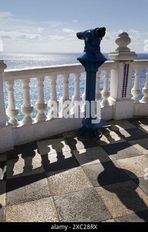 Le balcon du point de vue méditerranéen dans la ville de Benidorm Banque D'Images