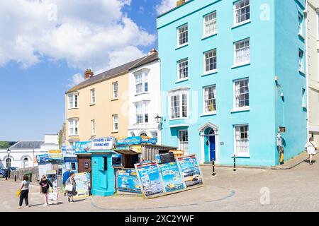 Port de Tenby Bureau de réservation voyages de pêche en mer Pier Hill Tenby Carmarthan Bay Pembrokeshire West Wales UK GB Europe Banque D'Images