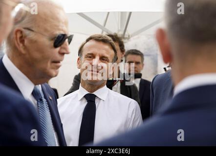 Savelletri Di Fasano, Italie. 14 juin 2024. Le président américain Joe Biden et le président français Emmanuel Macron lors de la deuxième journée du 50e sommet du G7 à Borgo Egnazia, en Italie, le 13 juin 2024. Photo de (EV) /ABACAPRESS. COM Credit : Abaca Press/Alamy Live News Banque D'Images