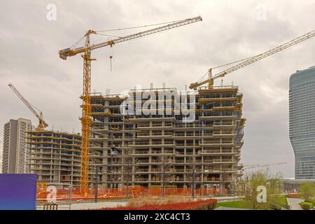 Belgrade, Serbie - 11 mars 2024 : chantier de construction d'appartements résidentiels à Belgrade Waterfront Development Hercegovacka Street Banque D'Images