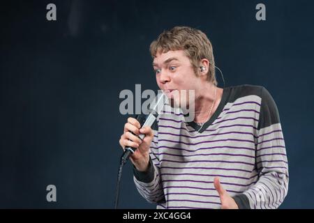 Trondheim, Norvège. 08 juin 2024. Le rappeur norvégien Cezinando donne un concert lors du festival de musique norvégien Neon Festival 2024 à Trondheim. Banque D'Images