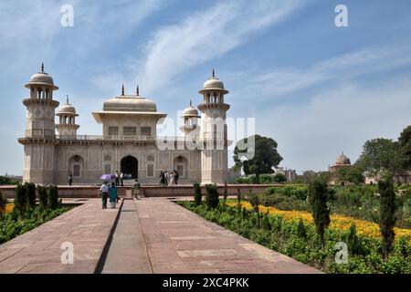 Agra, Inde : Agra Red Fort. Les fortifications près du Taj Mahal sont un site du patrimoine mondial Banque D'Images