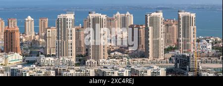 Vue panoramique aérienne de Peral Qatar Porto Arabia Viva Bahriya Qatar Banque D'Images