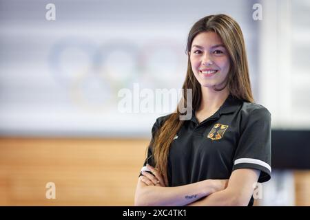 Nuremberg, Allemagne. 11 juin 2024. Supharada Kisskalt, combattant de taekwondo, photographié à la base fédérale de taekwondo à Nuremberg. Kisskalt a remporté la médaille de bronze aux Championnats d'Europe de taekwondo 2024 à Belgrade. Crédit : Daniel Karmann/dpa/Alamy Live News Banque D'Images