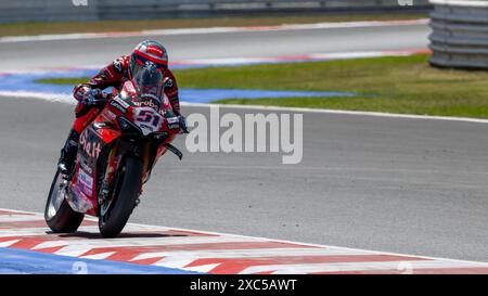 Misano, Italie. 14 juin 2024. Michele Pirro ITA Ducati Panigale V4R pendant SBK - Free Practice Pirelli Emilia-Romagna Round, World Superbike - SBK course à Misano, Italie, 14 juin 2024 crédit : Agence photo indépendante/Alamy Live News Banque D'Images