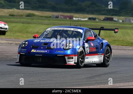 Stephen Jelley, Parker Classic Works, Porsche 911 GT3 Cup, Porsche Carrera Cup Grande-Bretagne 2024, une série d'une seule marque avec tous les pilotes pilotant po Banque D'Images