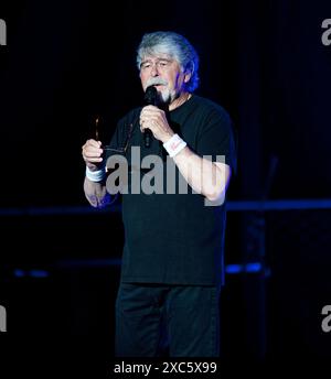 13 juin 2024 - Wilmington, Caroline du Nord ; États-Unis - le chanteur RANDY OWEN du groupe Alabama se produit alors que leur tournée 2024 fait une halte au Live Oak Pavilion situé à Wilmington. Copyright 2024 Jason Moore. (Crédit image : © Jason Moore/ZUMA Press Wire) USAGE ÉDITORIAL SEULEMENT! Non destiné à UN USAGE commercial ! Banque D'Images