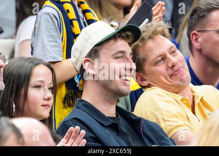 Berlin, Deutschland. 14 juin 2024. GER, Berlin, Alba Berlin vs FC Bayern Basketball, finale des play-off, match 4, BBL, Basketball, Uber Arena, 14/06/2024, Franz Wagner et son frère Moritz montrent le jeu, Credit : HMB Media/Alamy Live News Banque D'Images