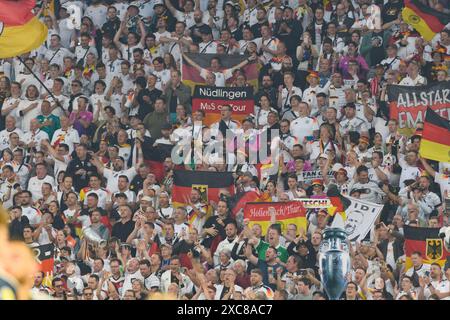 Munich, Allemagne. 14 juin 2024. Munich, Allemagne, 14 juin 2024 : les fans de l'Allemagne avant l'UEFA EURO 2024 Group A match de football entre l'Allemagne et l'Écosse à l'Arena Munich, Allemagne. (Sven Beyrich/SPP) crédit : photo de presse sportive SPP. /Alamy Live News Banque D'Images
