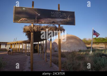 San Pedro de Atacama, Chili - 28 novembre 2023 : Museo del Meteorite dans la ville désertique de San Pedro de Atacama Banque D'Images