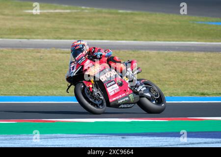 Rimini, Italie. 15 juin 2024. (51) Michele Pirro d'Italie de Aruba.it - Ducati Team, pilote Ducati Panigale V4R en action lors du Championnat du monde FIM Motul Superbike - séance d'essais libres de l'Emilia Romagna Round sur le circuit mondial Marco Simoncelli à Misano Adriatico le 15 juin 2024 à Misano Adriatico, Rimini, Italie. Crédit : Roberto Tommasini/Alamy Live News Banque D'Images