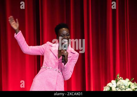 14 juin 2024, Beverly Hills, Californie, USA : soirée avec LUPITA NYONGâ€™O animée par STEVE JONES à Hollywood Confidential le 15 juin 2024 au Samuel Goldwyn Theater à Beverly Hills, Californie. (Crédit image : © Drew Bly Pockets/ZUMA Press Wire) USAGE ÉDITORIAL SEULEMENT! Non destiné à UN USAGE commercial ! Banque D'Images
