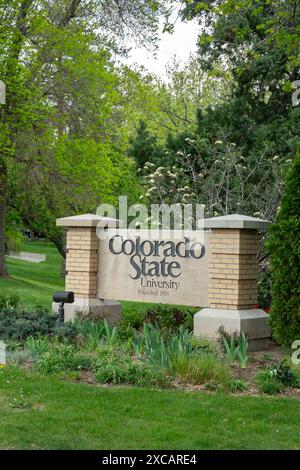 FORT COLLINS, CO, États-Unis - 13 MAI 2024 : mur d'entrée à l'Université d'État du Colorado. Banque D'Images