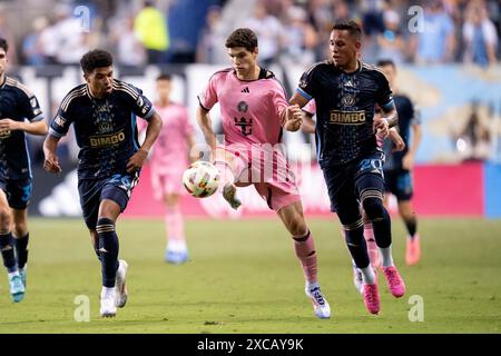 Chester, Pennsylvanie, États-Unis. 15 juin 2024. Leonardo Afonso (73 ans), attaquant de l'Inter Miami CF, passe le ballon lors de la deuxième moitié d'un match de la MLS contre l'Union de Philadelphie au Subaru Park à Chester, en Pennsylvanie. Kyle Rodden/CSM/Alamy Live News Banque D'Images