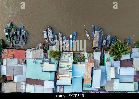 26 mars 2024 : scène d'un village de pêcheurs dans le district de Vinh Cuu, province de Dong Nai, Vietnam Banque D'Images