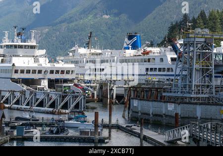 Vancouver CAN, Kanada / Canada, Urlaubseindruecke und Sehenswuerdigkeiten, 15.06.2024. Faehre im BC Ferries terminal Horseshoe Bay. CAN, Kanada / Canada, Urlaubseindruecke und Sehenswuerdigkeiten, 14.06.2024. *** Vancouver CAN, Canada Canada, impressions de vacances et lieux d'intérêt, 15 06 2024 Ferry at BC Ferries terminal Horseshoe Bay CAN, Canada Canada, impressions de vacances et lieux d'intérêt, 14 06 2024 Copyright : xEibner-Pressefoto/HeikexFeinerx EP HFR Banque D'Images