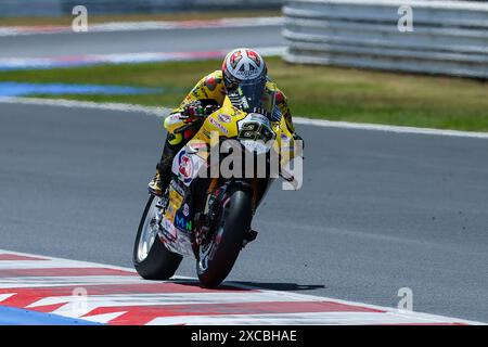 Misano Adriatico, Italie. 15 juin 2024. Andrea Iannone du Team Goeleven avec Ducati Panigale V4R vu en action lors du Championnat du monde FIM SBK Superbike Pirelli Emilia-Romagna Round - course 1 au Misano World circuit à Misano Adriatico. (Photo de Fabrizio Carabelli/SOPA images/Sipa USA) crédit : Sipa USA/Alamy Live News Banque D'Images