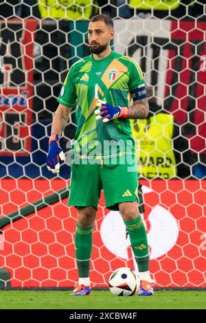 DORTMUND, ALLEMAGNE - 15 JUIN : Gianluigi Donnarumma, Italien, lors du match Groupe B - UEFA EURO 2024 opposant l'Italie et l'Albanie au signal Iduna Park le 15 juin 2024 à Dortmund, Allemagne. (Photo de Joris Verwijst/BSR Agency) Banque D'Images