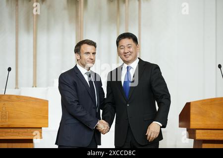 Oulan-Bator, Mongolie. 21 mai 2023. Emmanuel Macron effectue la première visite présidentielle française en Mongolie. Il parle lors d'une conférence de presse. Credi Banque D'Images