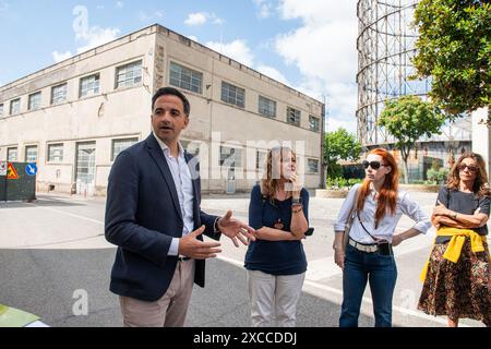 Roma, Italie. 16 avril 2024. Gazometro aperto, Eni in collaborazione con il FAI apre il Gazometro di Roma Ostiense - Roma, Italia - Nella foto Mattia Voltaggio Responsabile Juole Eni durante le visite - Domenica 16 Giugno 2024 (foto Valentina Stefanelli/LaPresse) gazomètre ouvert, ENI en collaboration avec la FAI ouvre le gazomètre Roma Ostiense - Rome, Italie - sur la photo Mattia Voltaggio Manager Juole Eni lors des visites - dimanche 16 juin 2024 (photo Valentina Stefanelli/LaPresse) crédit : LaPresse/Alamy Live News Banque D'Images