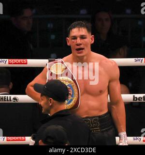 Londres, Royaume-Uni. 16 juin 2024. Chris Billam-Smith conserve le titre de champion du monde poids-croisière WBO pendant Game on! À Selhurst Park, Londres, Angleterre, le 15 juin 2024. Photo de Ken Sparks. Utilisation éditoriale uniquement, licence requise pour une utilisation commerciale. Aucune utilisation dans les Paris, les jeux ou les publications d'un club/ligue/joueur. Crédit : UK Sports pics Ltd/Alamy Live News Banque D'Images