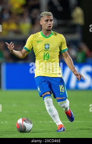 Le milieu de terrain de l'équipe nationale du Brésil Andreas Pereira (19 ans) dribble en avant lors de l'International Soccer Friendly entre l'USMNT et le Brésil au Camping World Stadium à Orlando, en Floride, le 12 juin 2024. Les équipes ont terminé dans un match nul de 1-1 pour leur dernier match de réglage avant le tournoi Copa America 2024. (Max Siker / image du sport) Banque D'Images