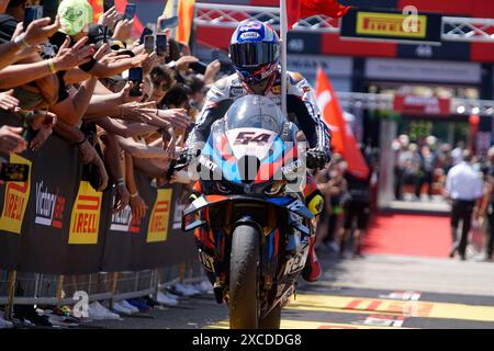 Misano Adriatico, Italie. 16 juin 2024. Foto Alessandro la Rocca/LaPresse16-06-2024, Misano World circuit Marco Simoncelli Sport-Motociclismo-WSBK FIM Superbike World Championship-Pirelli Emilia Romagna Round 14-16-juin 2024 Gara 2 nella foto : Toprak Razgatlioglu -BMW - 1cl photo Alessandro la Rocca/ Credit : LaPresse/Alamy Live News Banque D'Images