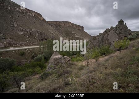 Ruine historique de l'église de la grotte à Soğanlı Ören Yeri cappadoce Banque D'Images