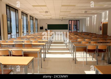 Salle de classe. École de commerce, UPV, EHU, Université du pays Basque, Saint-Sébastien, Donostia, Gipuzkoa, pays Basque, Espagne. Banque D'Images