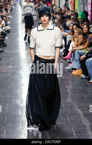 Milan, Italien. 15 juin 2024. JOHN RICHMOND Spring/Summer 2025 Runway pendant la semaine de la mode de Milan Menswear le 2024 juin - Milan, Italie 15/06/2024 crédit : dpa/Alamy Live News Banque D'Images