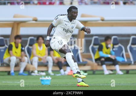 Stade national du Japon, Tokyo, Japon. 16 juin 2024. Bafetimbi Gomis (frontale), 16 JUIN 2024 - Football/Soccer : 2024 J1 League match entre Vissel Kobe - Kawasaki frontale au Japan National Stadium, Tokyo, Japon. Crédit : YUTAKA/AFLO SPORT/Alamy Live News Banque D'Images