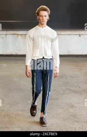 Milan, Italien. 16 juin 2024. MAGLIANO Spring/Summer 2025 Runway lors de la Fashion week de Milan Menswear le 2024 juin - Milan, Italie 16/06/2024 crédit : dpa/Alamy Live News Banque D'Images