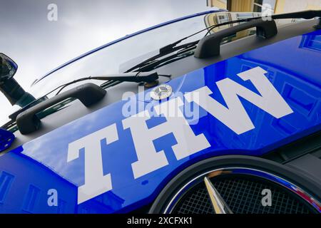 IM Einsatz. DAS THW als Helfer BEI Zivil- und Katastrophenschutz. Traunstein Bayern Deutschland *** en action le THW comme aide dans la défense civile et le contrôle des catastrophes Traunstein Bavière Allemagne Copyright : xRolfxPossx Banque D'Images