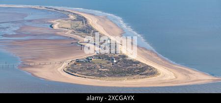 Photo aérienne de Spurn Head, phares désaffectés, station de pilotage, etc. À 1500 pieds Banque D'Images